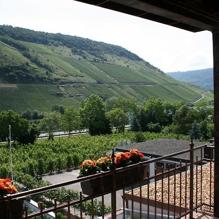 Weingut Goeres Hotel Briedel Ruang foto